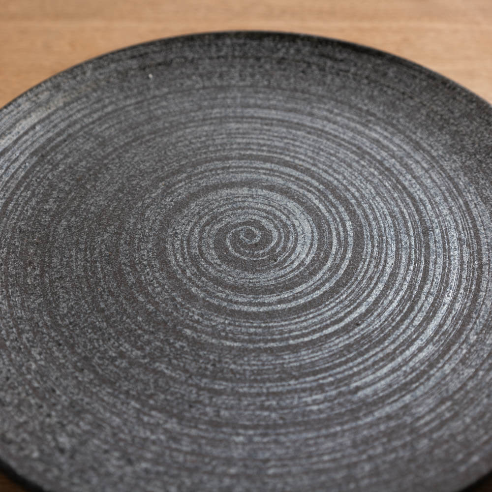 TSUMUJI 黒 メタ9寸皿