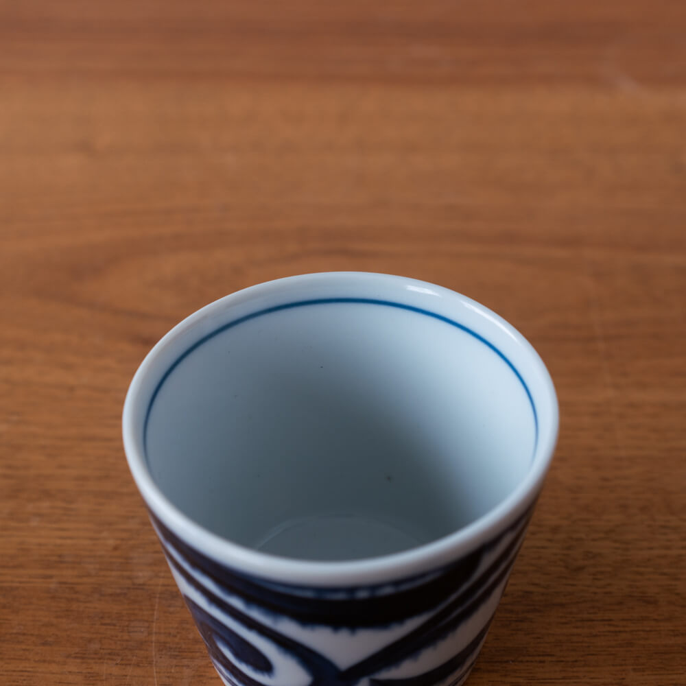 三峰ソバ千代久 染付唐草