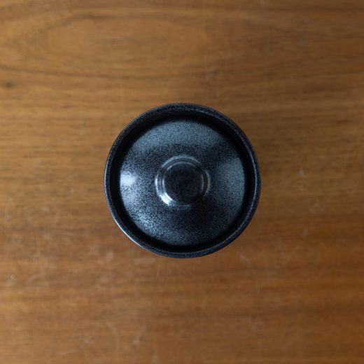 【WEB限定】黒釉白流し8cm蓋付き壺 -器市-