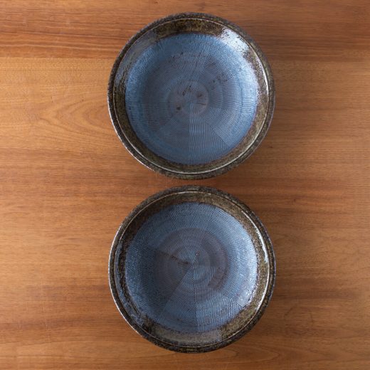 灰釉スリ目紋 円9.5盛皿