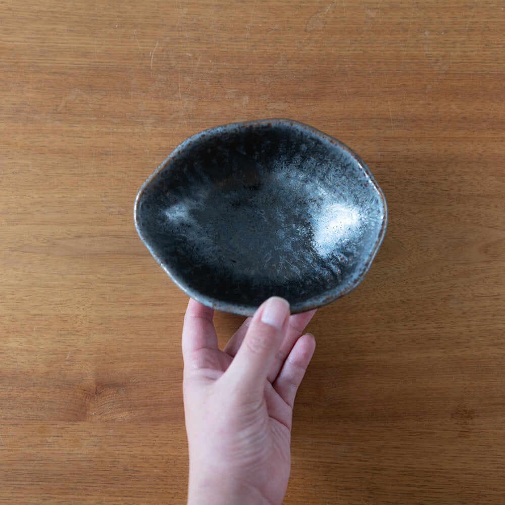 結晶いぶし 変形小鉢