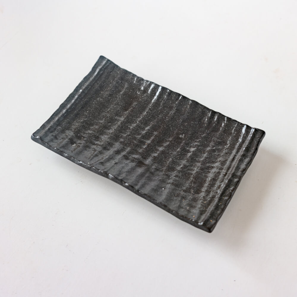 縦筋焼物皿 茶いぶし
