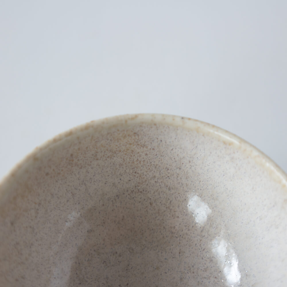 カラーうのふ 白 軽々中平碗