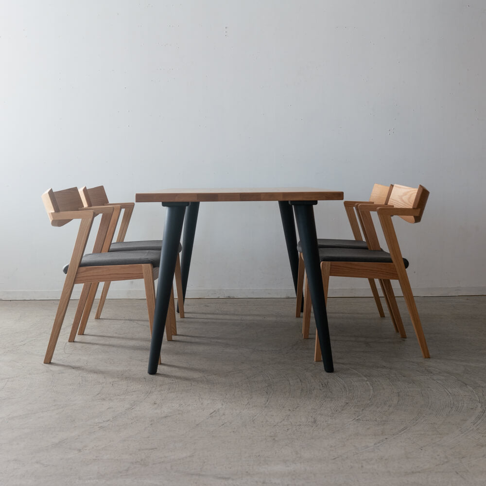 【現品SALE】ダイニング5点セット 165cm RECROテーブル 木脚4本脚＋Hチェア4脚 オーク材 / ウレタン塗装｜HIDAKAGU