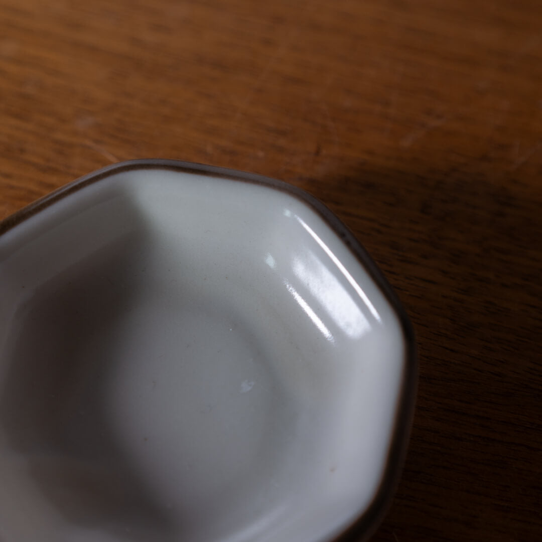 【WEB限定】リム八角小皿 白 -器市-