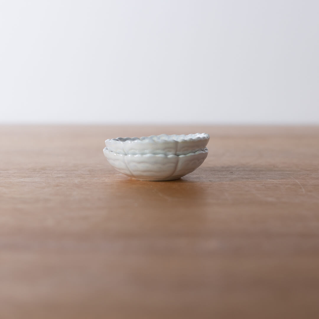 【WEB限定】 ぼたん千代久箸置き パール -器市-