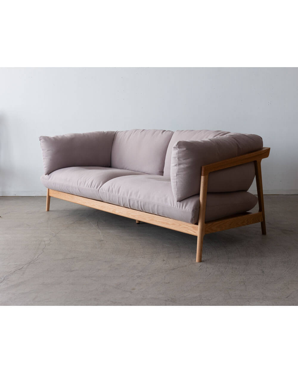 ［現品SALE］2.5Pソファ LC313LF（RO-ON-AF890）レッドオーク材 オイル仕上げ / 張地ランク2（ナガノインテリア）