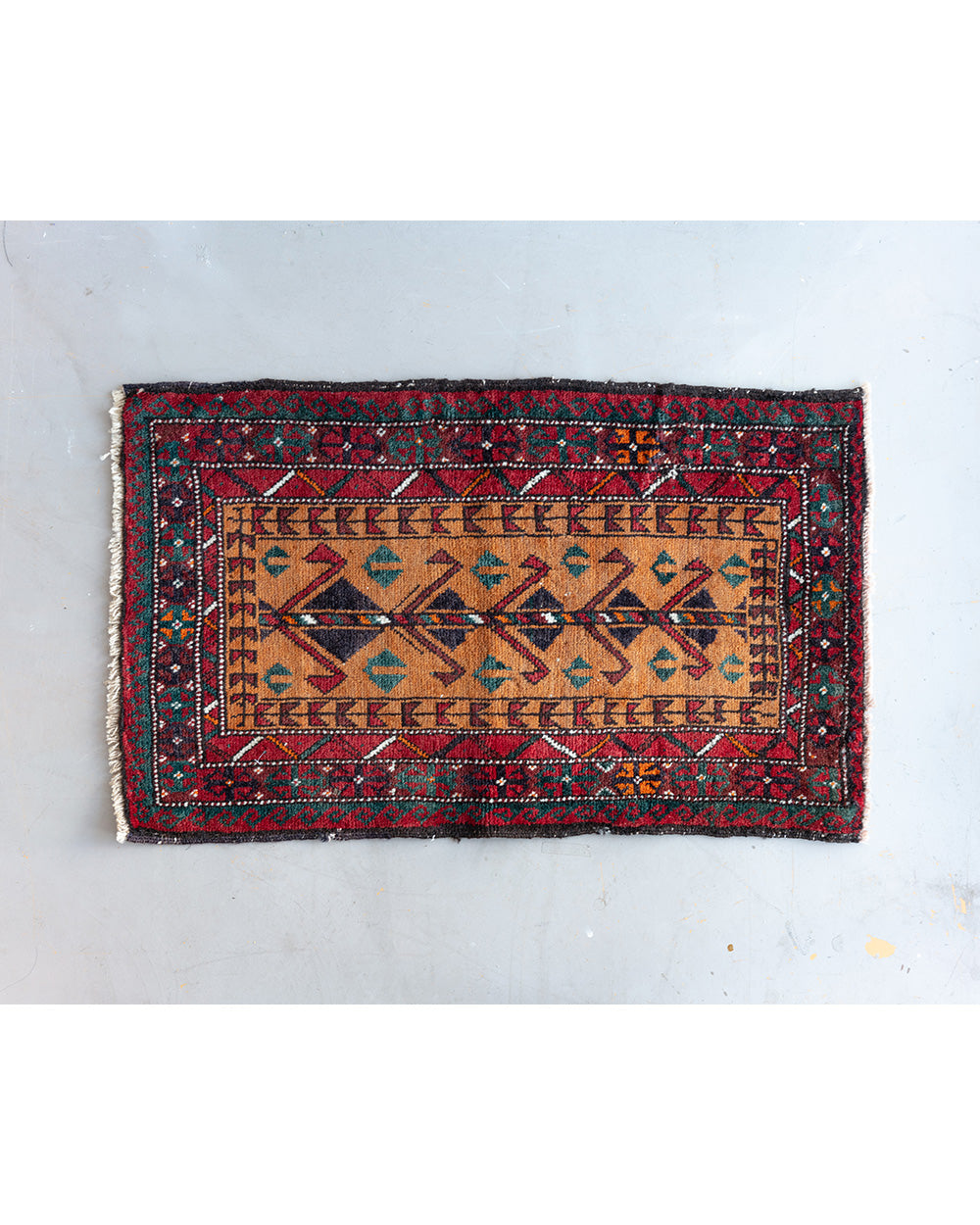 トライバルラグ  95×85cm 【GR/RED/OR】