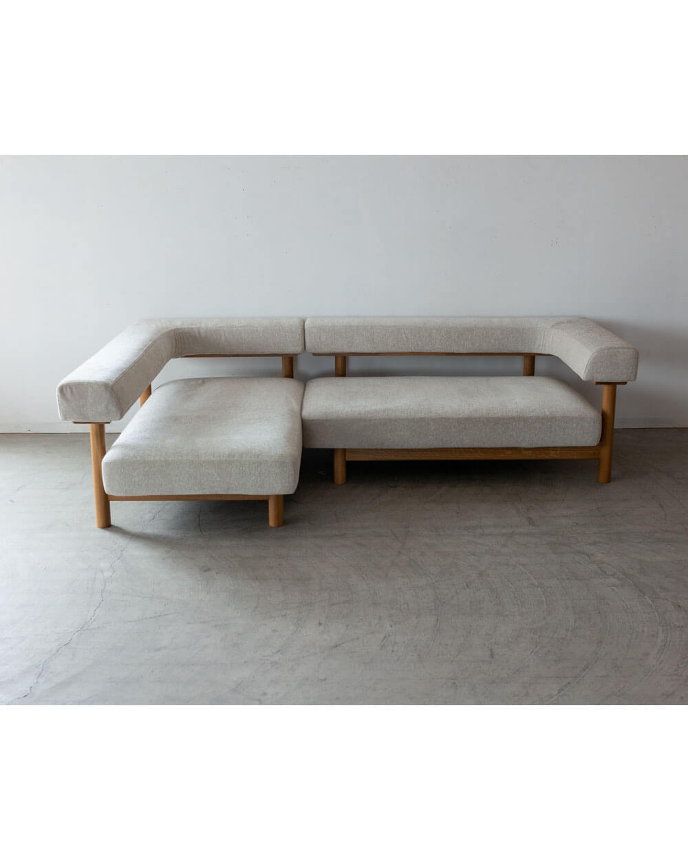 ［現品SALE］カウチソファ ナラ材 LC046-R155（NR-H0 AF840）クッション付き［ナガノインテリア］