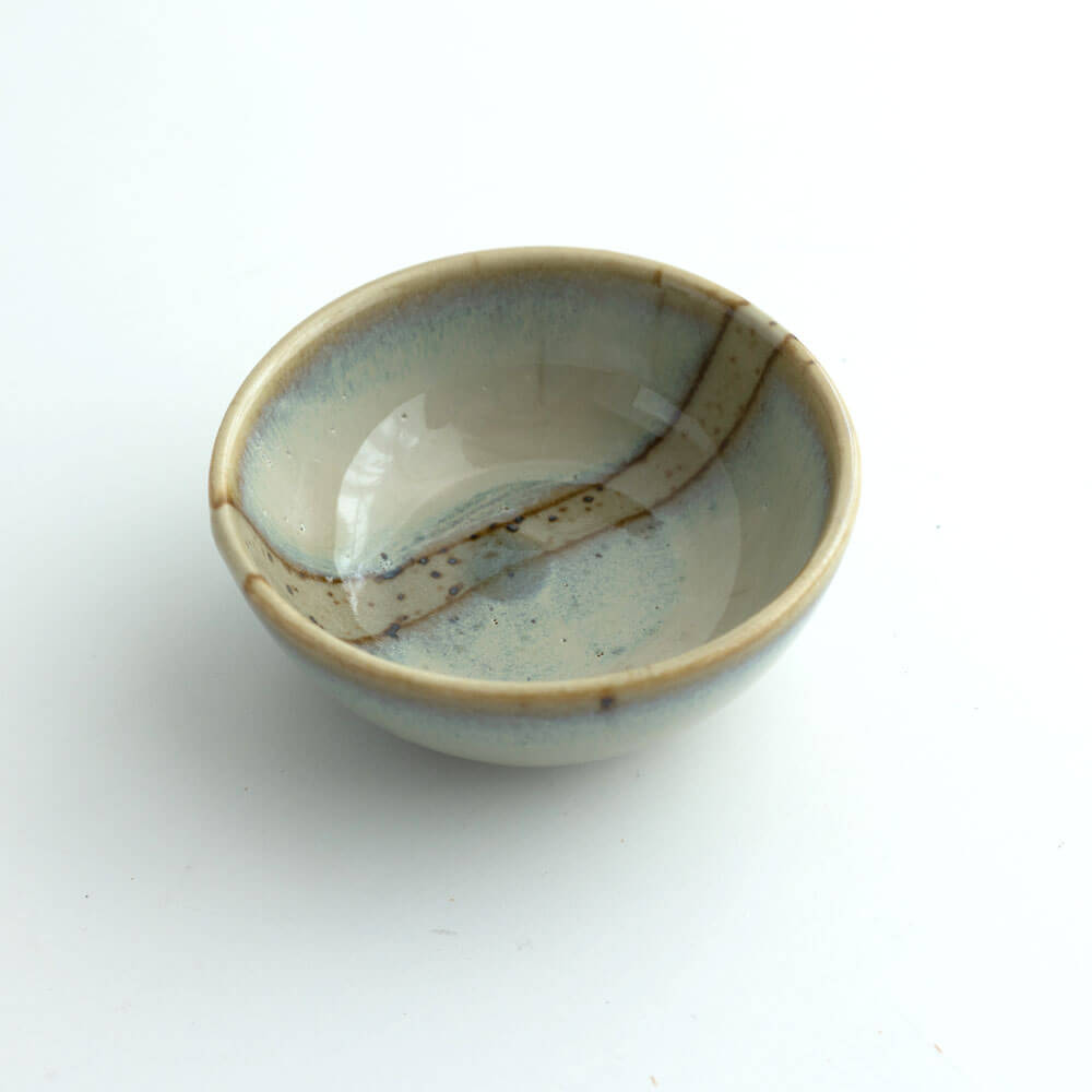 灰釉塗分小鉢