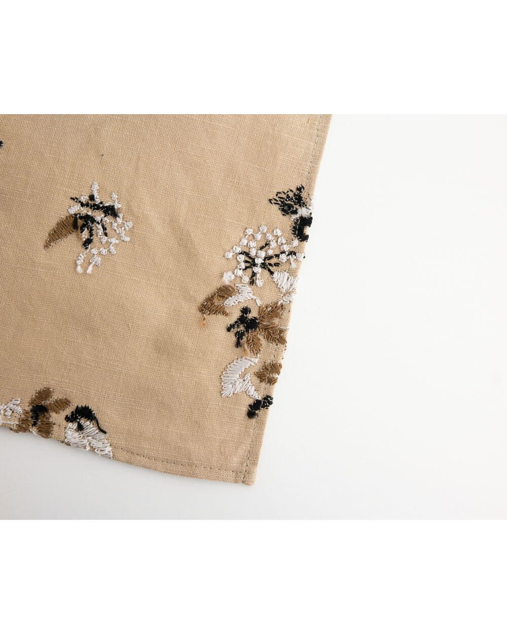 野小花 刺繍ハンカチ (BE)