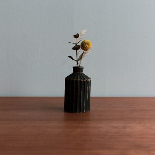 黒｜flower vase -straight- しのぎ　【ドライフラワー付】