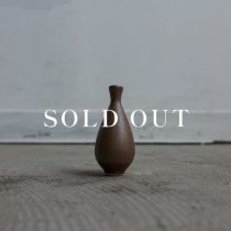 フラワーベースのナバーラ 売り切れ