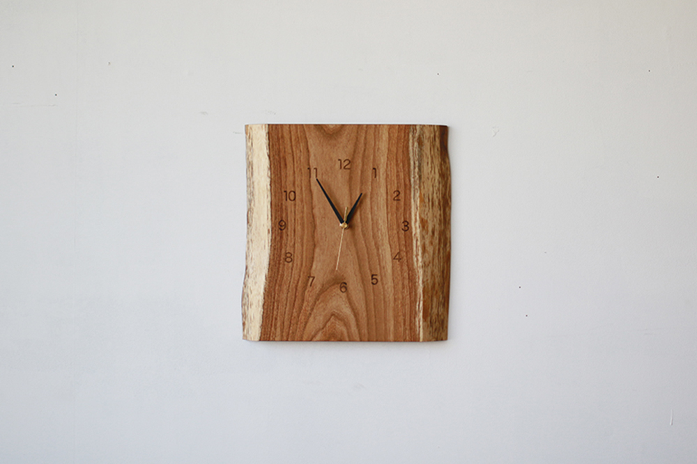 木の壁掛け時計 mimi エンジュ/たて 230