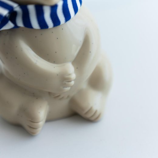 【2025年限定】しろくま貯金箱 ブルーボーダーマフラー