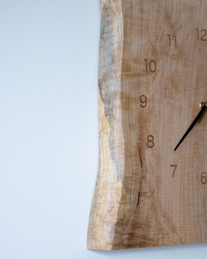 木の壁掛け時計 mimi カエデ/たて B-7