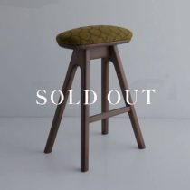 【送料込】キッチンスツールH530〈ブラウン - 張地タンバリン マスタード〉 売り切れ