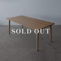 アウトレット家具の［現品SALE］BRIDGE ダイニングテーブル180 (NA) ホワイトオーク無垢材 - オイル塗装 売り切れ
