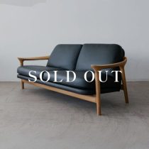 アウトレット家具の［現品SALE］BRIDGE ソファ 2S［NA］座面-R2ブラック(革) ホワイトオーク無垢材 - オイル塗装 売り切れ