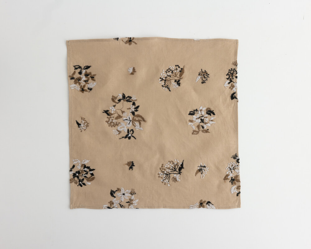 野小花 刺繍ハンカチ (BE)