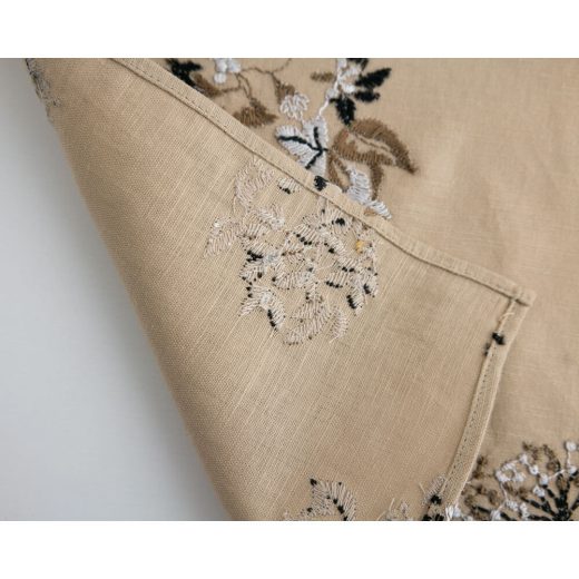 ［2025母の日限定］刺繍ハンカチと白樺の一輪挿しセット（ベージュ）