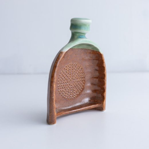 【WEB限定】ビン型おろし皿 (大) 茶 -器市-［売り切り終了］