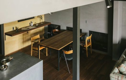 無骨とやさしさが共存するリビングインテリア｜平松建築様コーディネート事例