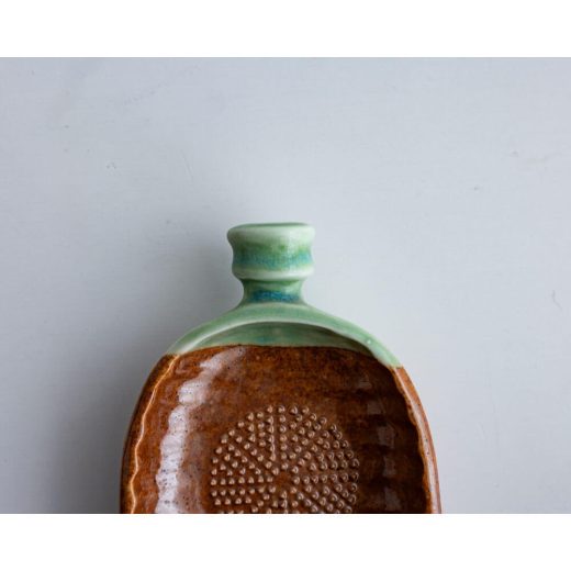 【WEB限定】ビン型おろし皿 (大) 茶 -器市-［売り切り終了］