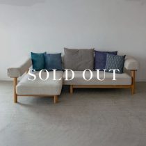 アウトレット家具の［現品SALE］カウチソファ ナラ材 LC046-R155（NR-H0 AF840）クッション付き［ナガノインテリア］ 売り切れ