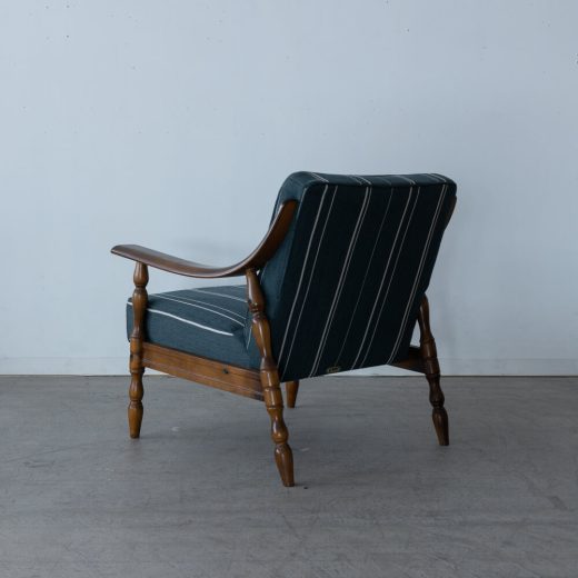 ［アップサイクル品］カリモク 1Pソファ 張地：Urd Stripe 37