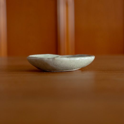 灰釉 貫入小皿 hana