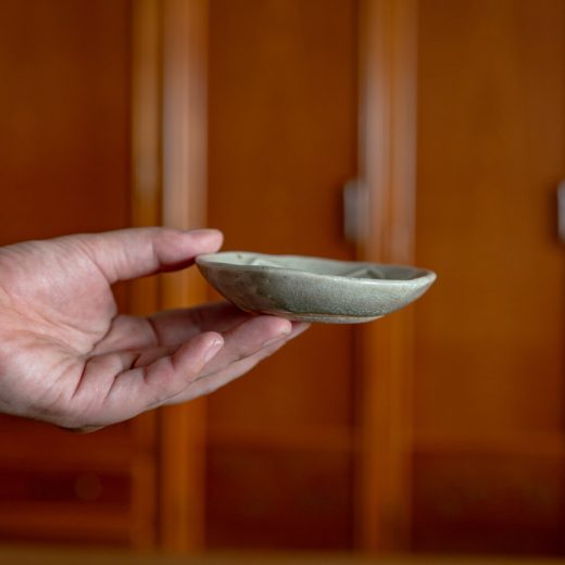 灰釉 貫入小皿 hana