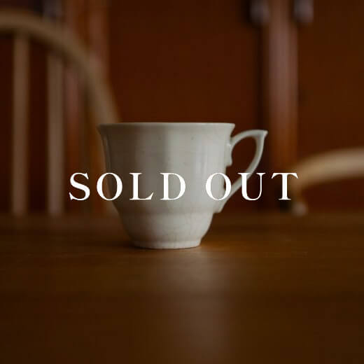 デッドストックの硬質陶器 マグ B 売り切れ
