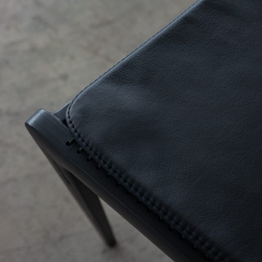 ［現品SALE］ELEGANCE ダイニング5点セット 160テーブル / チェア（BK）＋クッション