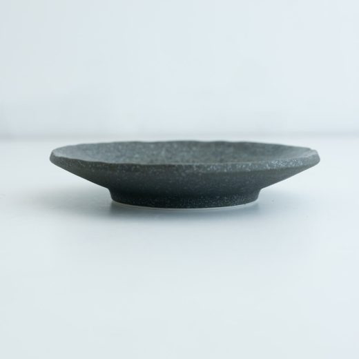 【WEB限定】悠々黒鉄 手捻り4寸皿 -器市-