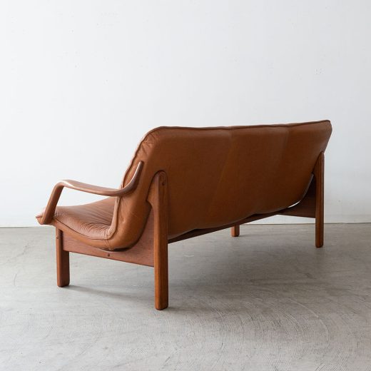 ［アップサイクル品］ BERG FURNITURE 3Pソファ 本革