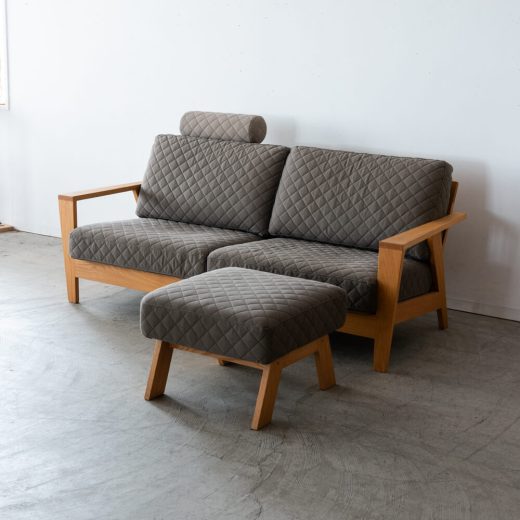 ［現品SALE］カラル2.5Pソファ1800＋スツール（ヘッドレスト付き）レッドオーク/ オイル / ８号帆布ダイヤキルトN5グレー