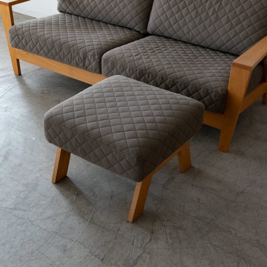 ［現品SALE］カラル2.5Pソファ1800＋スツール（ヘッドレスト付き）レッドオーク/ オイル / ８号帆布ダイヤキルトN5グレー
