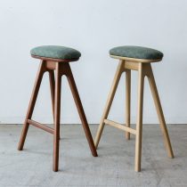 キッチンに最適なスリムハイスツール（ミナ ペルホネン tambourine／座面高630mm／木部ナチュラル＆ブラウン）