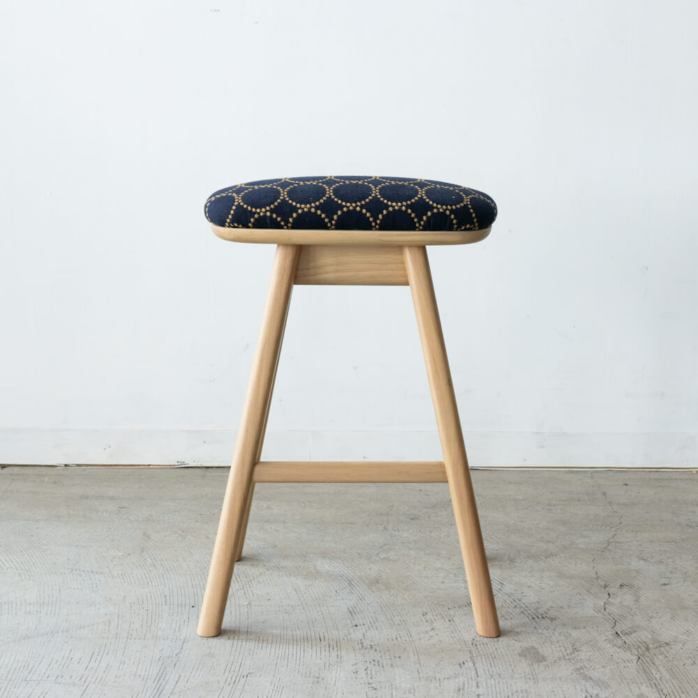 ミナペルホネンtambourineファブリック使用　ハンドメイドスツール ミナペルホネン タンバリン ハンドメイド スツール 椅子