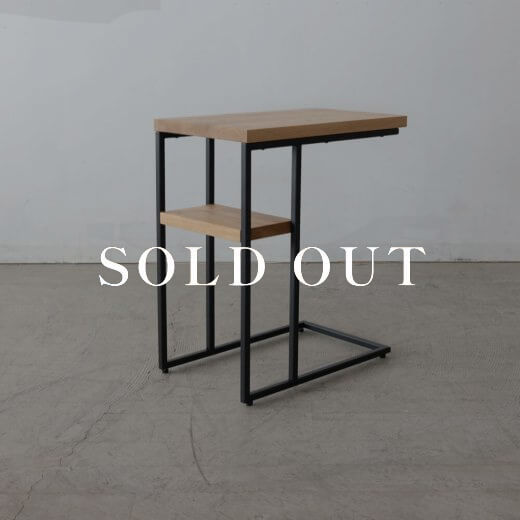 アウトレット家具の［数量限定］YLEVYYS サイドテーブル ナラ - オイル（引き出しなし／コンセント無し）※送料込み価格 売り切れ