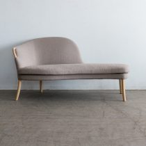 アウトレット家具の［現品SALE］ELEGANCE カウチソファR Soap ホワイトアッシュ材 / ソープ仕上げ 張地:N1