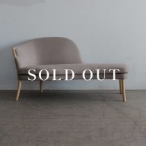 アウトレット家具の［現品SALE］ELEGANCE カウチソファR Soap ホワイトアッシュ材 - ソープ仕上げ 張地-N1 売り切れ