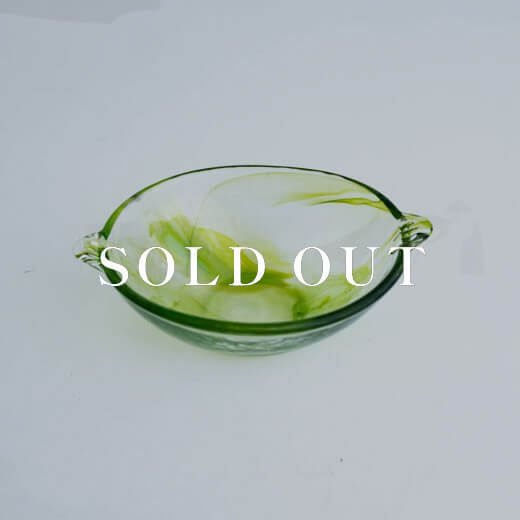 デッドストックのガラス 耳付リーフボウル GR 売り切れ