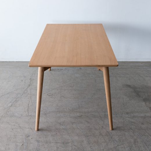 ［現品SALE］カラメリ ダイニングテーブル アッシュ材 / ウレタン塗装 KRM-150NA