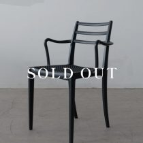 アウトレット家具の［現品SALE］ELEGANCE ダイニングアームチェア（BK）売り切れ