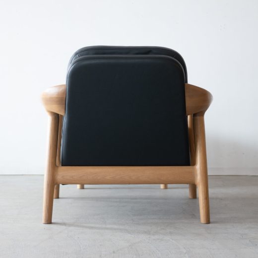 ［現品SALE］BRIDGE ソファ 1S [NA] 座面:R2ブラック(革) ホワイトオーク無垢材 / オイル塗装