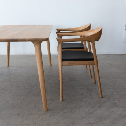 ［現品SALE］BRIDGE アームチェア（NA）座面：R2ブラック（革）