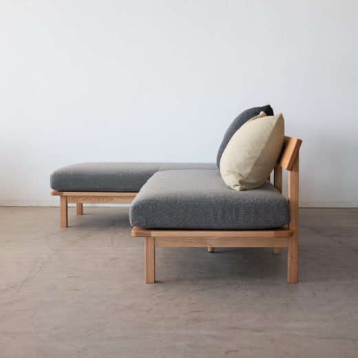 ［現品SALE］スタン ソファセット レッドオーク/ オイル仕上げ 張地：ランクOブランカ / ダークグレー（ソファ140＋シェーズソファ70（クッション付き））