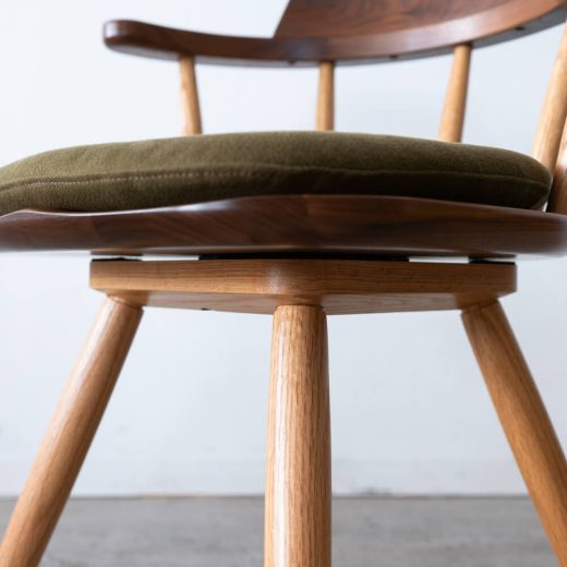 ［現品SALE］B品 回転チェア DC341-0W(WN/RO-CL)ウォールナット-レッドオーク/ ウレタン（ナガノインテリア）